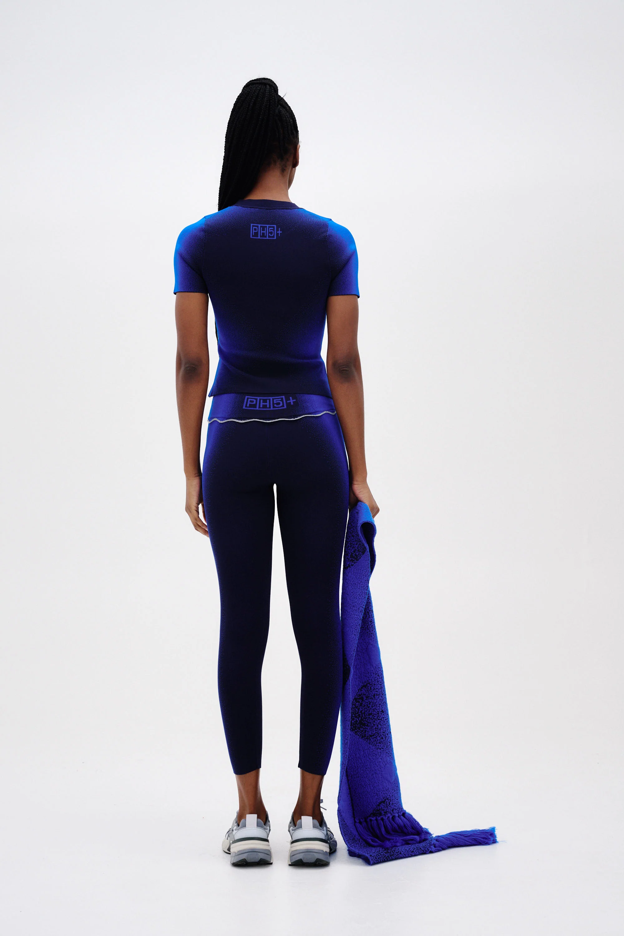 GEN-10 HEAT TECH COMPRESSION T-SHIRT - Image 4