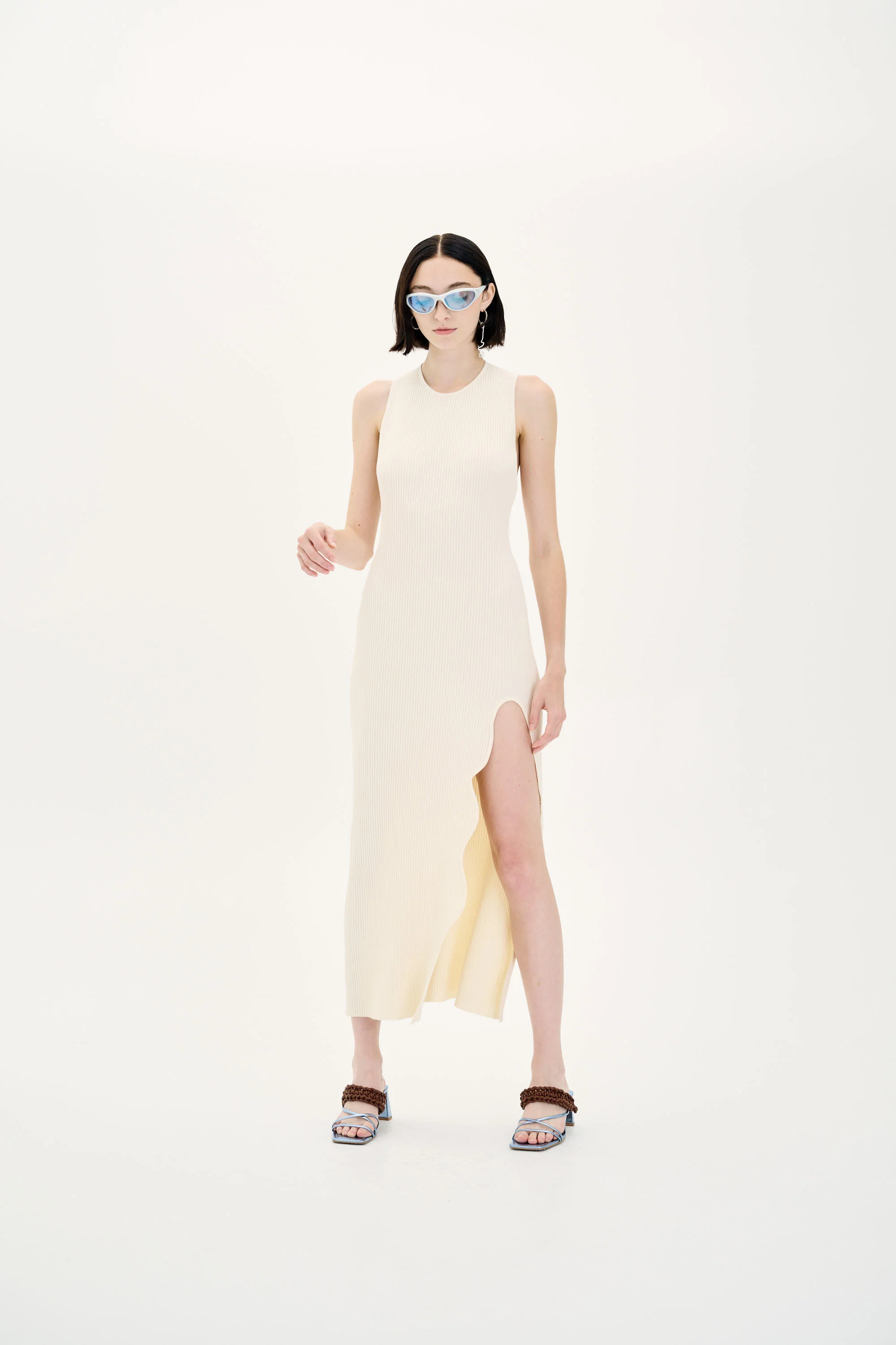HANA UV REACTIVE LONG DRESS WITH OPEN BACK - Image 4